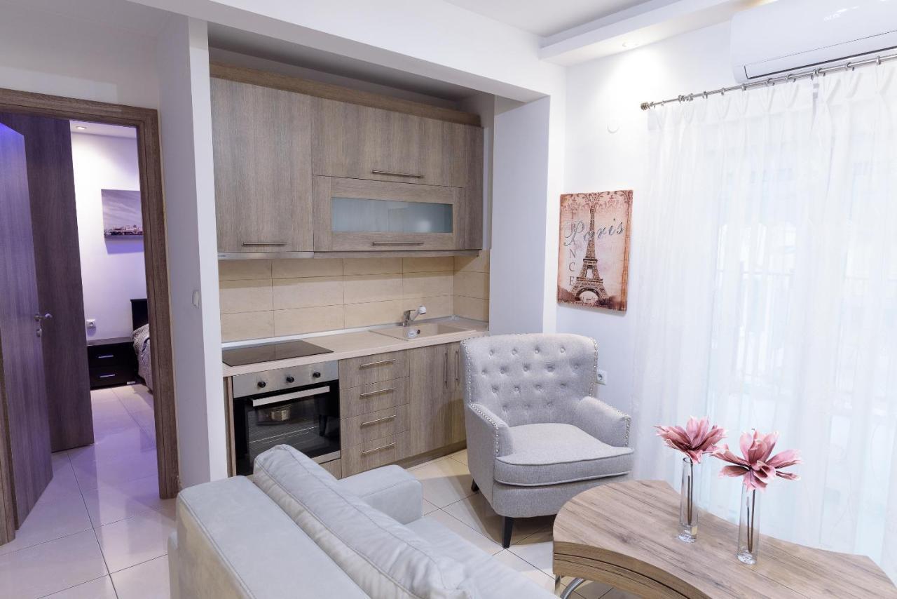 Lassani Cozy And Quiet, 2 Bedroom Apartm With Spacious Balcony Tesalonika Bagian luar foto