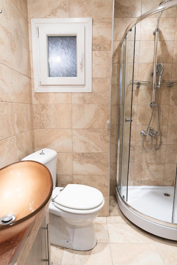 Lassani Cozy And Quiet, 2 Bedroom Apartm With Spacious Balcony Tesalonika Bagian luar foto