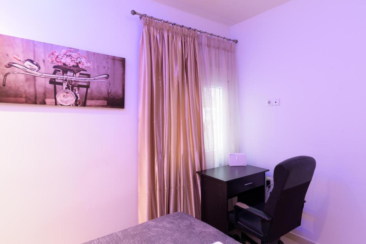 Lassani Cozy And Quiet, 2 Bedroom Apartm With Spacious Balcony Tesalonika Bagian luar foto